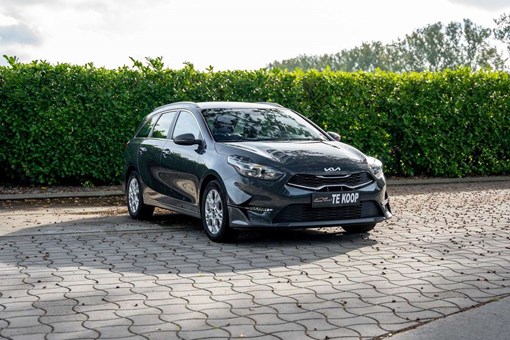 Kia Ceed_sw