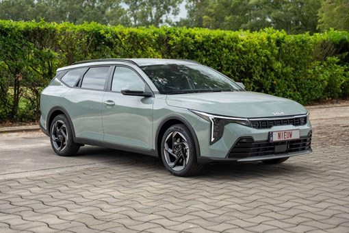 Kia K4