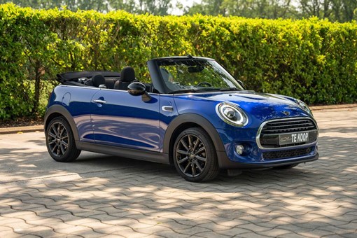 MINI Cooper Cabrio